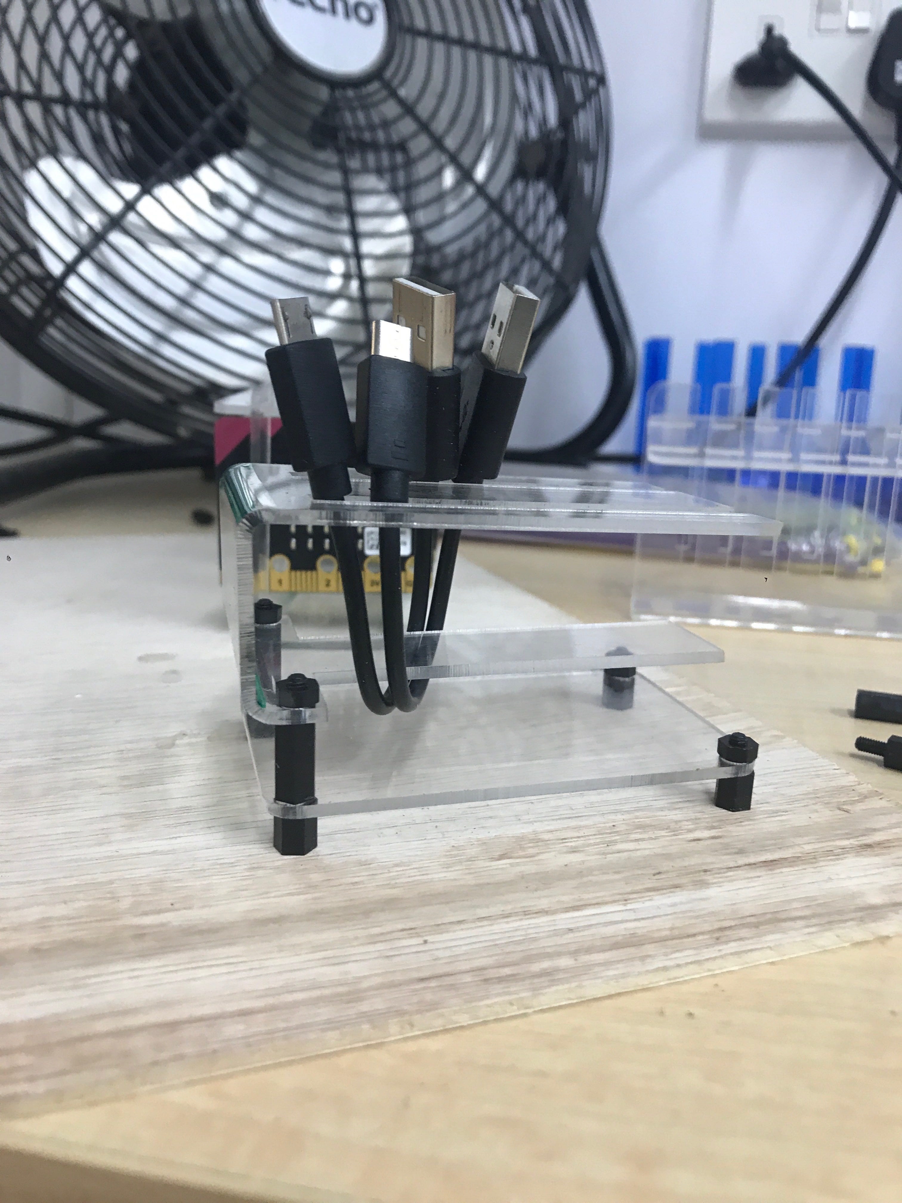 Final cable holder! On hindsight, I could have made the holder much longer to hold more USB cables