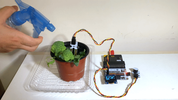 Smart Plant Monitoring Device (what’s that plant though?)